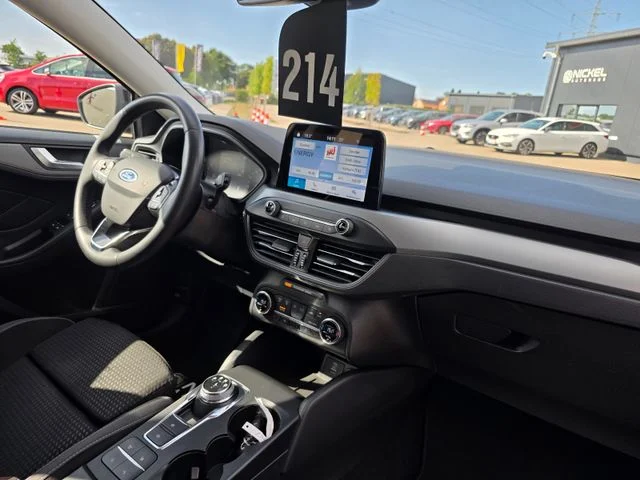 Ford Focus – 19