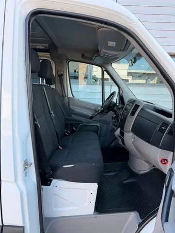 Mercedes-Benz Sprinter – 15