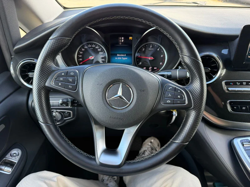 Mercedes-Benz V 220 – 15