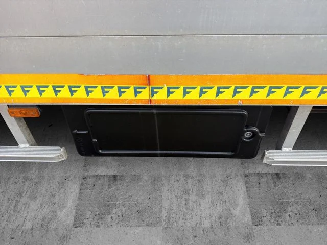 Ford Transit Abschleppwagen Alu Fitzelaufbau – 11