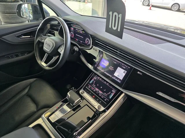 Audi Q7 – 20