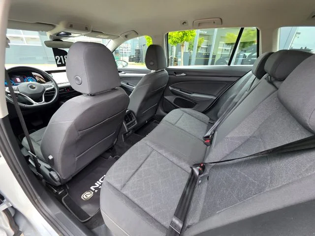 Volkswagen Golf – 24