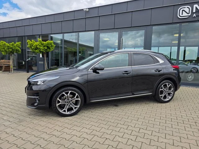 Kia XCeed – 11