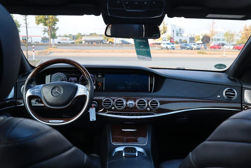 Mercedes-Benz S 600 – 11