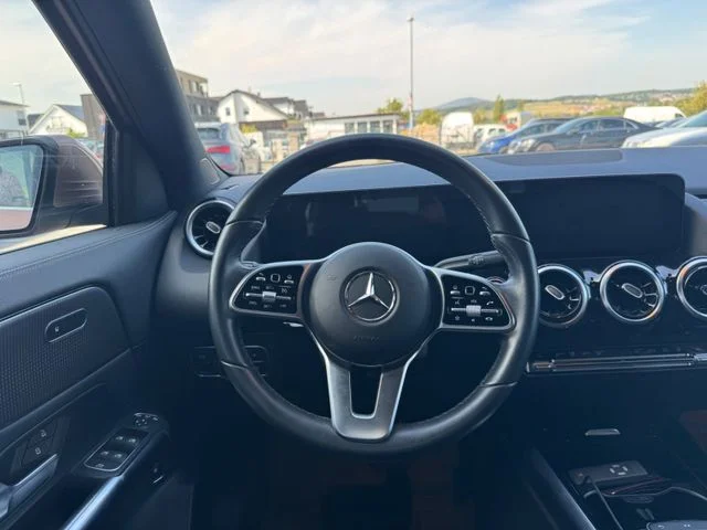 Mercedes-Benz GLA 250 – 10