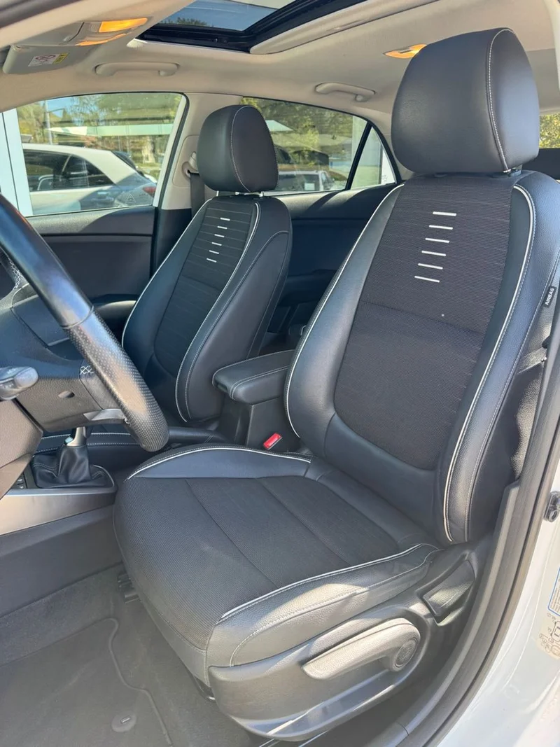 Kia Rio – 17