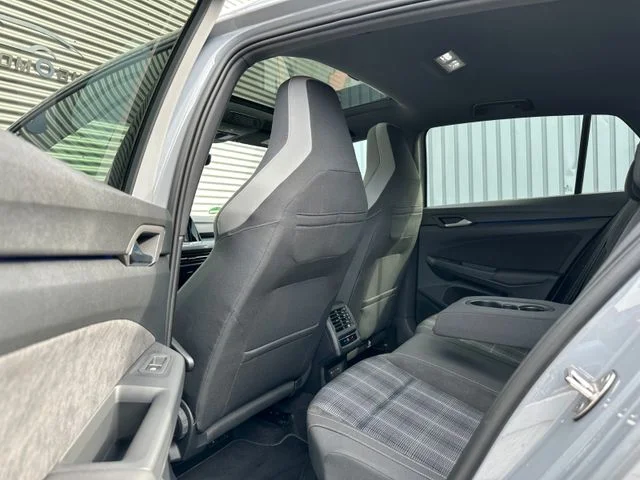 VW Golf – 11