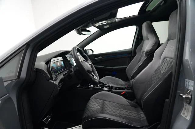 VW Golf – 19