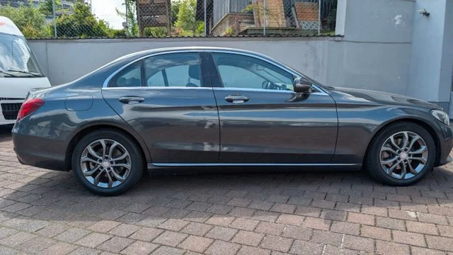 MERCEDES-BENZ C 200 – 6