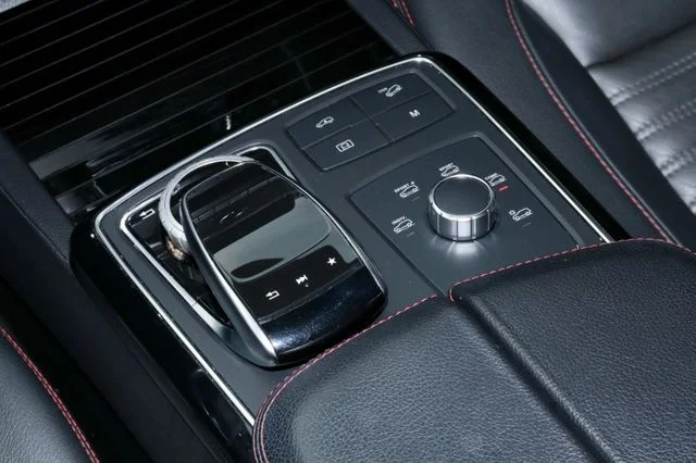 Mercedes-Benz GLE 43 AMG – 28