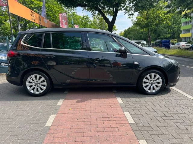 Opel Zafira – 5