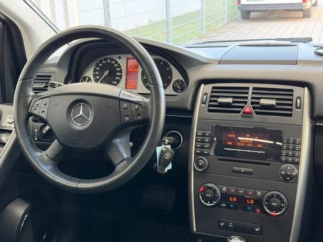 Mercedes-Benz B 200 – 17
