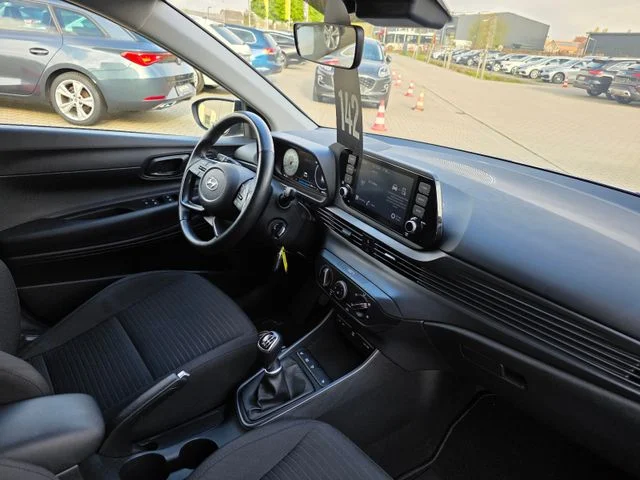 Hyundai i20 – 20