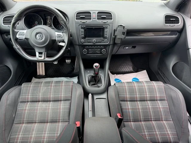 VW Golf – 9
