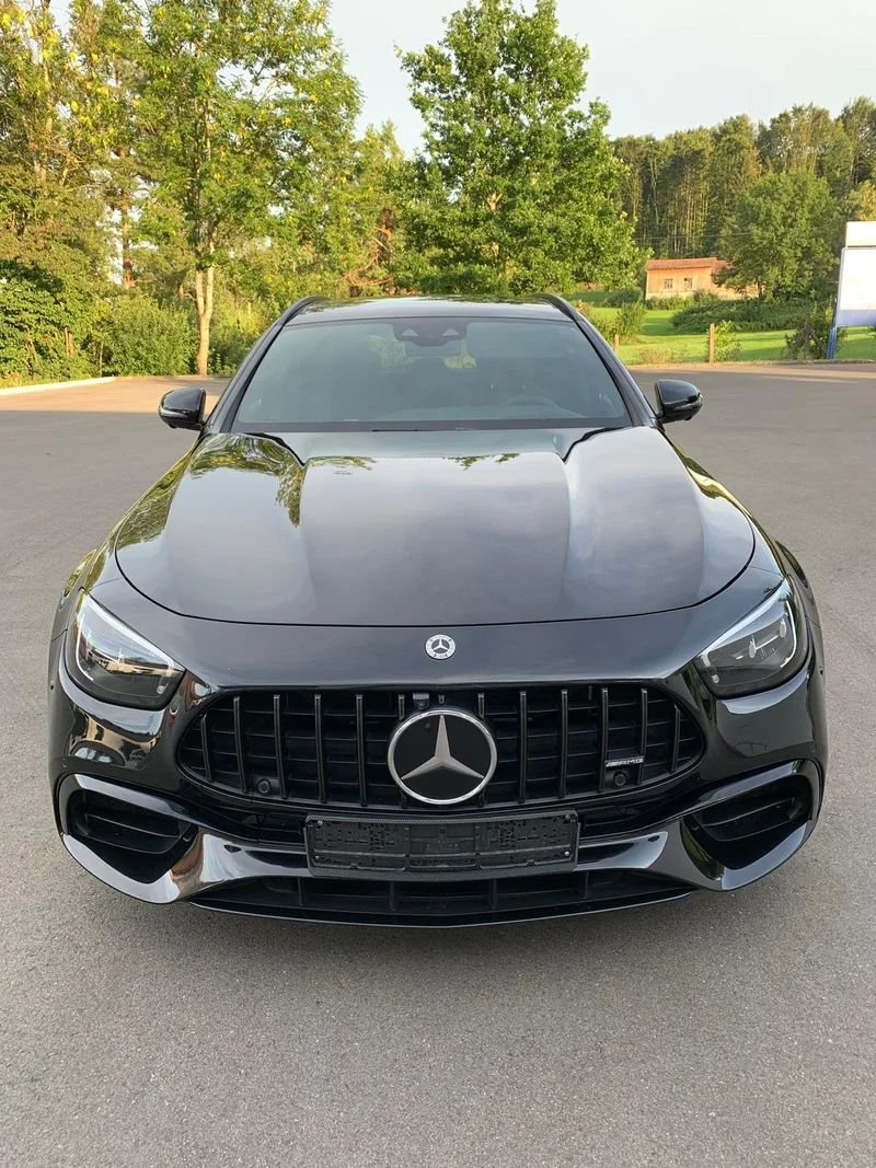 Mercedes-Benz E 63 AMG – 5