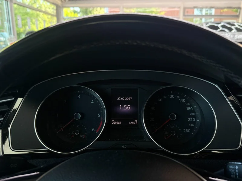 Volkswagen Passat – 15