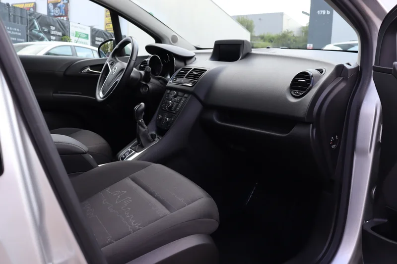 Opel Meriva – 15