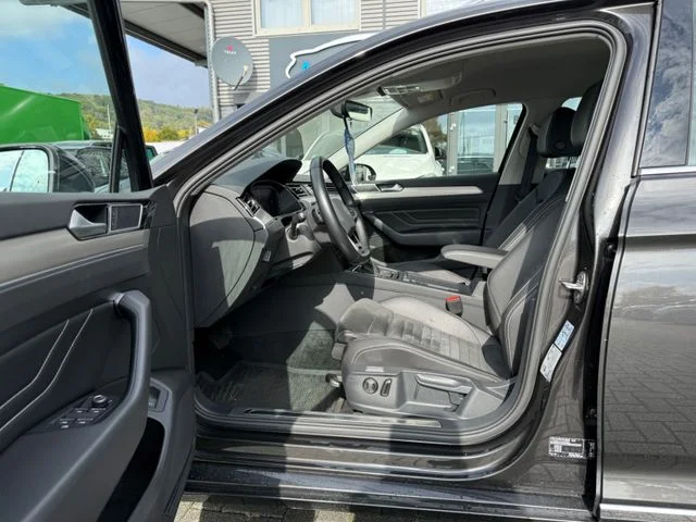 Volkswagen Passat Variant – 10