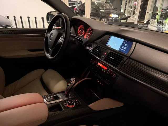 BMW X6 – 16