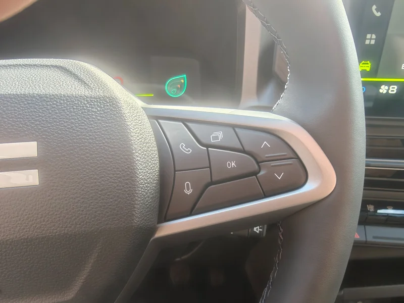 Dacia BIGSTER JOURNEY MILD HYBRID 140 – 20