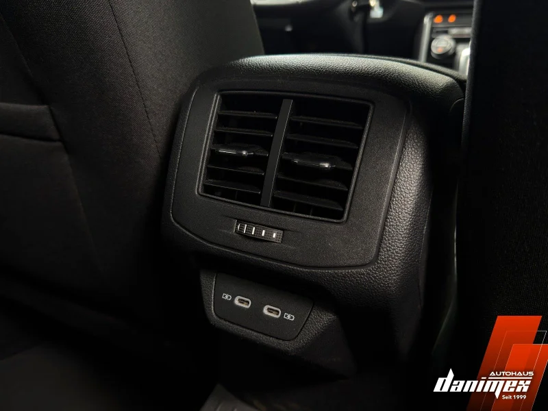 Volkswagen T-Roc – 41