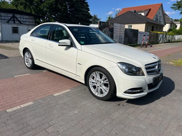 Mercedes-Benz C 180 – 4