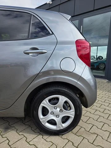 Kia Picanto – 9