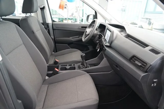 VW Caddy – 23