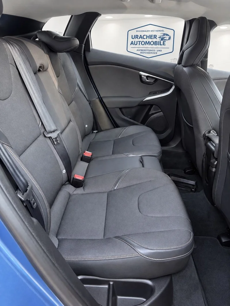 Volvo V40 CC – 15