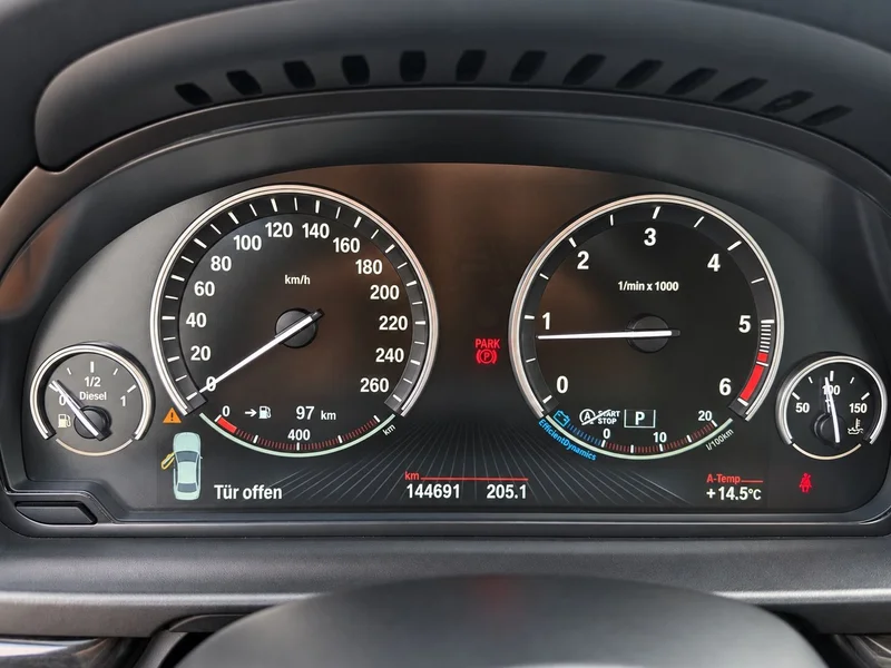 BMW 520 – 13