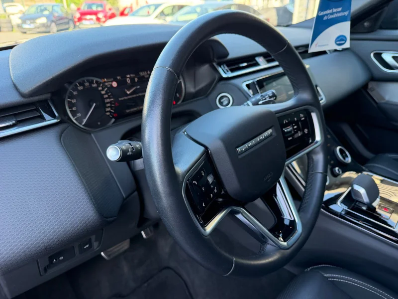 Land Rover Range Rover Velar – 12