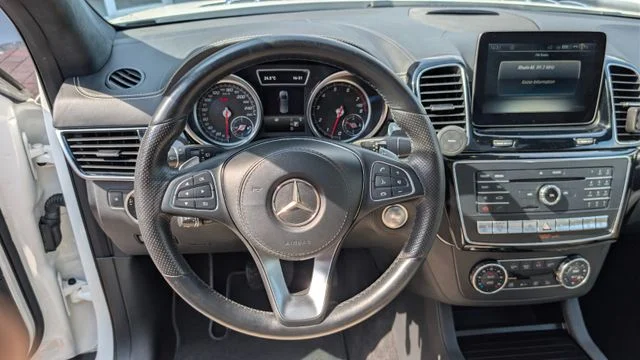 MERCEDES-BENZ GLS 450 – 12