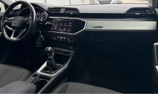 Audi Q3 – 17
