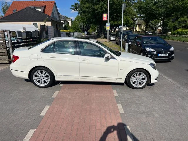 Mercedes-Benz C 180 – 5