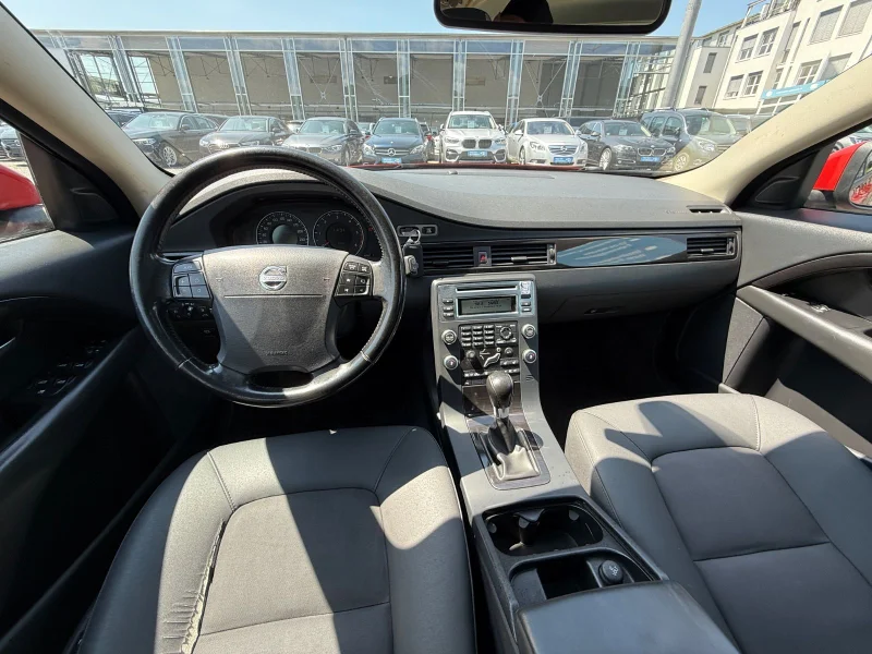 Volvo V70 – 11