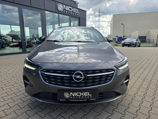 Opel Insignia – 10