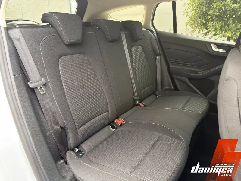 Ford Focus – 22