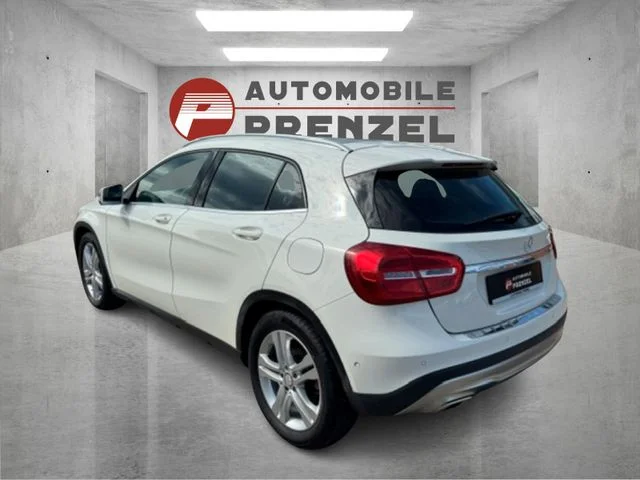 Mercedes-Benz GLA 200 – 3