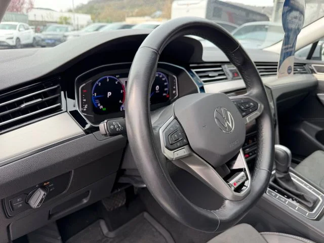 Volkswagen Passat – 11