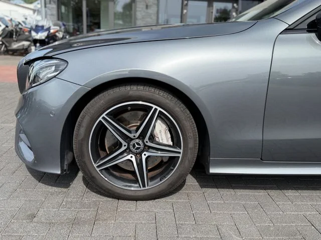 Mercedes-Benz E 300 – 22