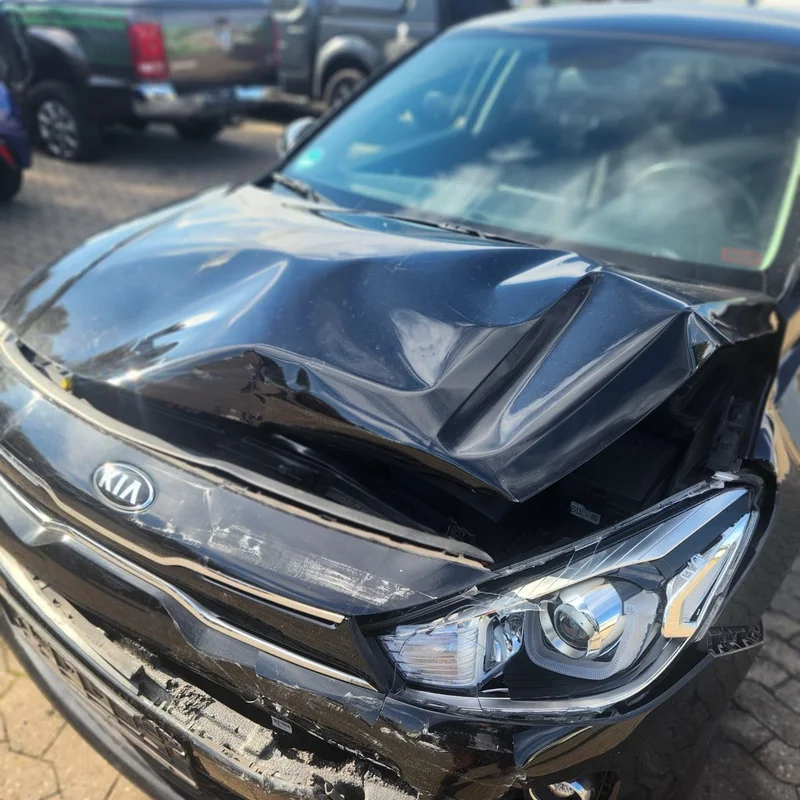 Kia Rio – 8
