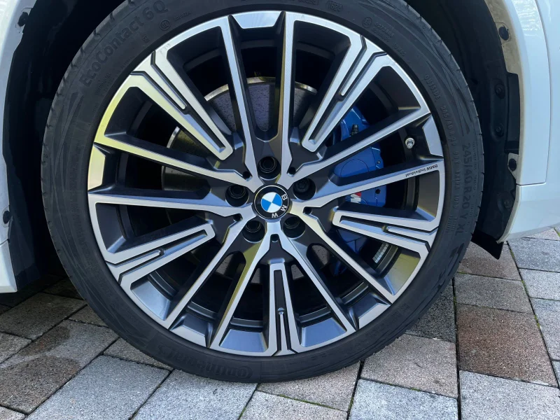BMW iX1 – 6