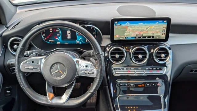 MERCEDES-BENZ GLC 300 – 24