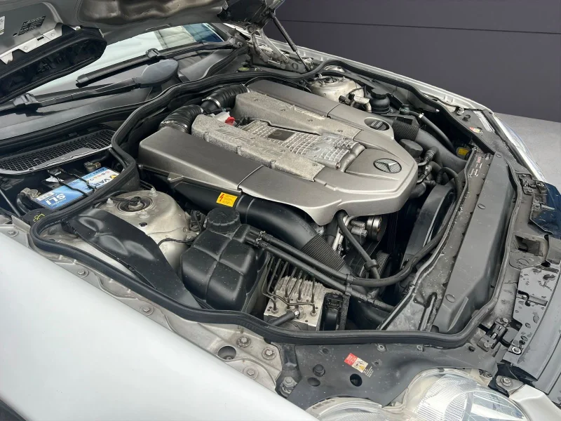 Mercedes-Benz SL 55 AMG – 12