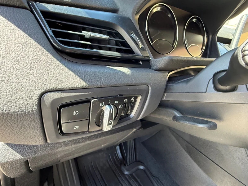 BMW 218 – 19
