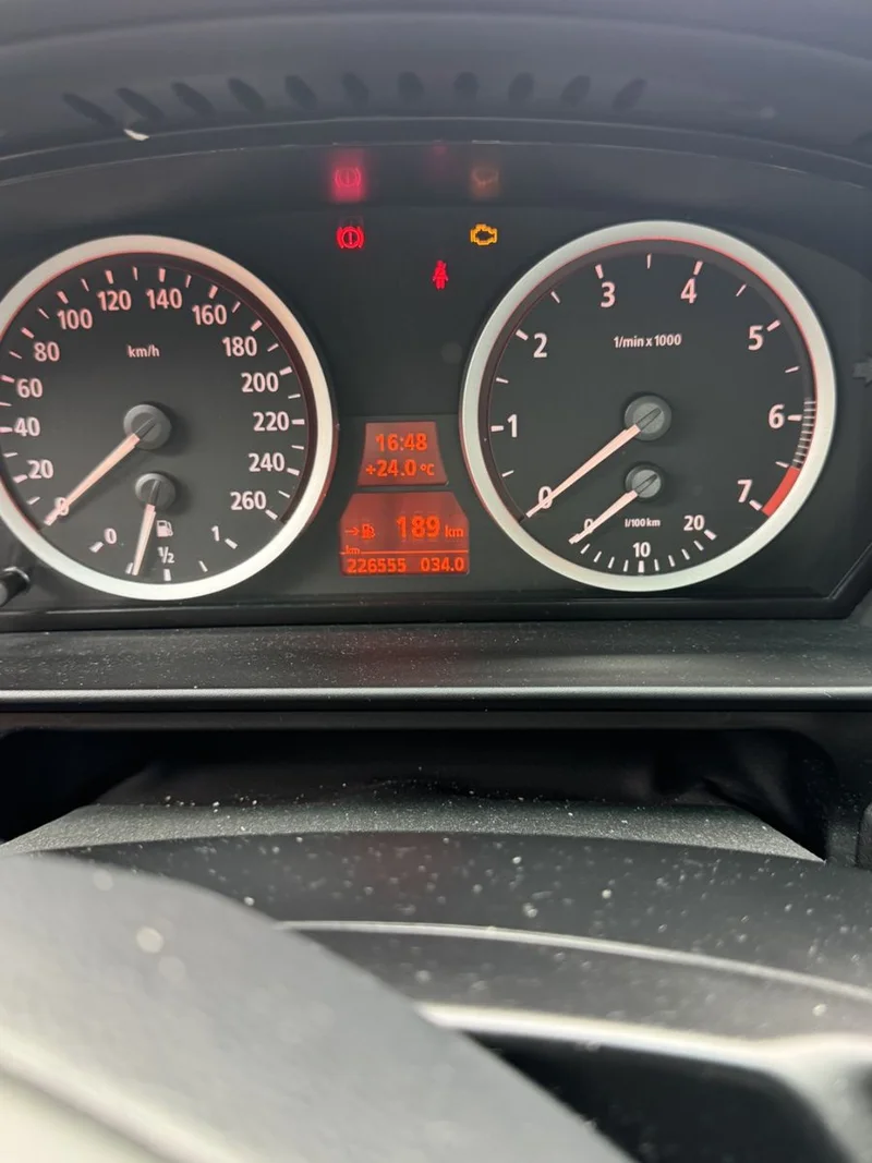 BMW 520 – 8