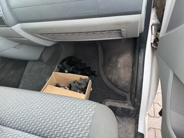 VW T5 Transporter Kasten-Kombi Kasten  MOTORSCHADEN – 6