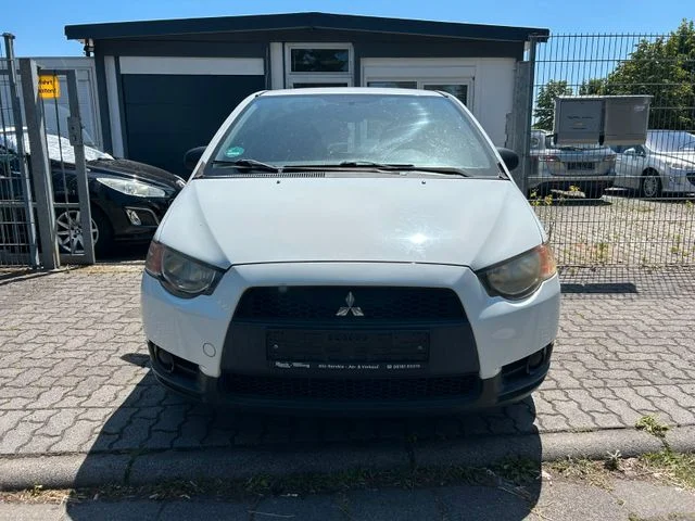 Mitsubishi Colt – 3