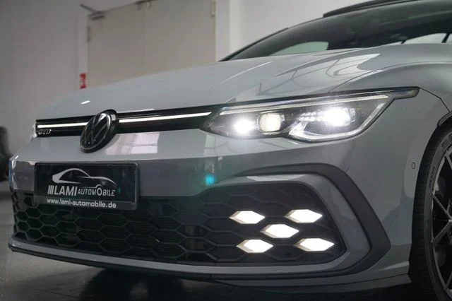 VW Golf – 10