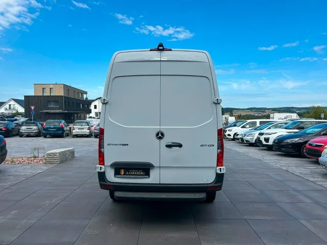 Mercedes-Benz Sprinter III Kasten 317 CDI *Navi* *Sitzheizung* – 4